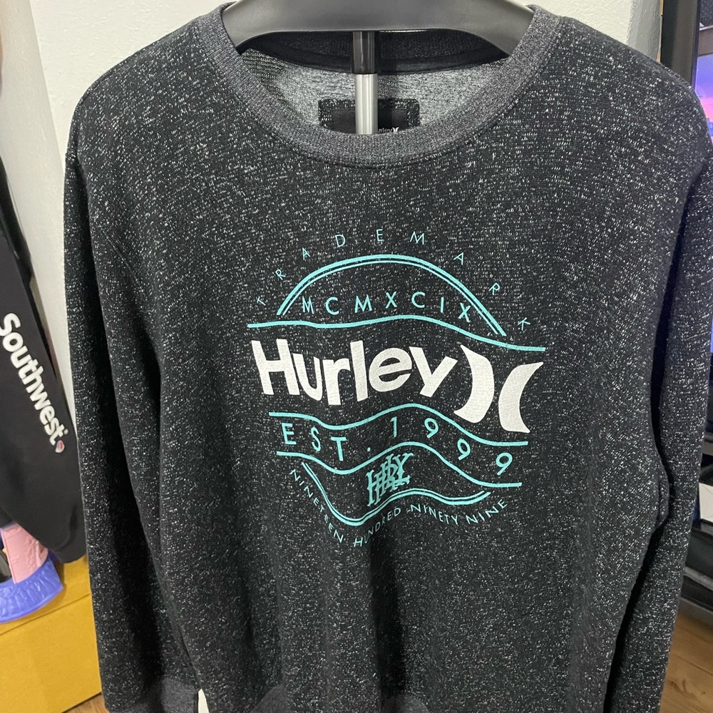 Hurley Black and Teal Crewneck Sweater for Men